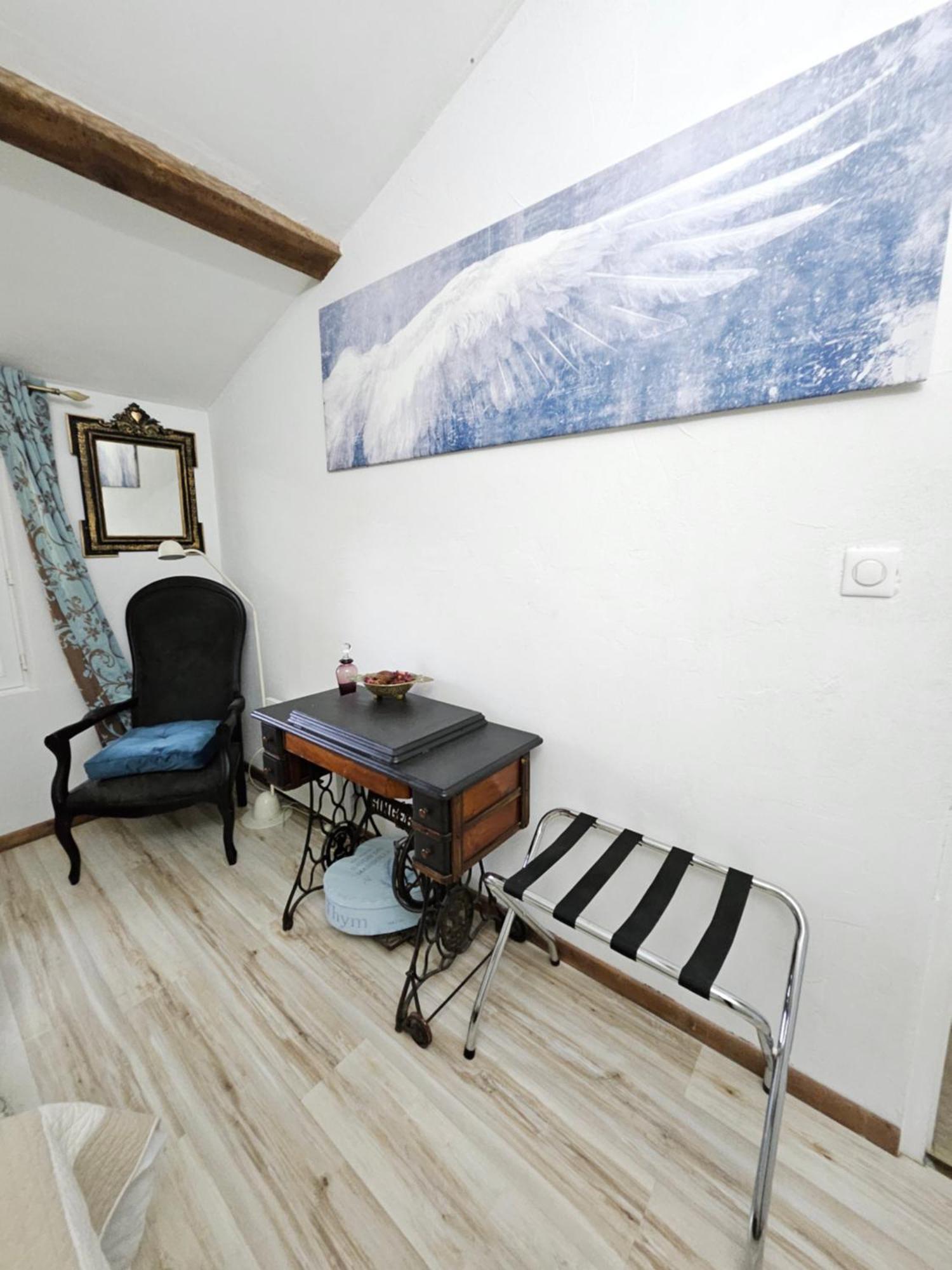 Le Manoir Lacustre Queyrac Bagian luar foto
