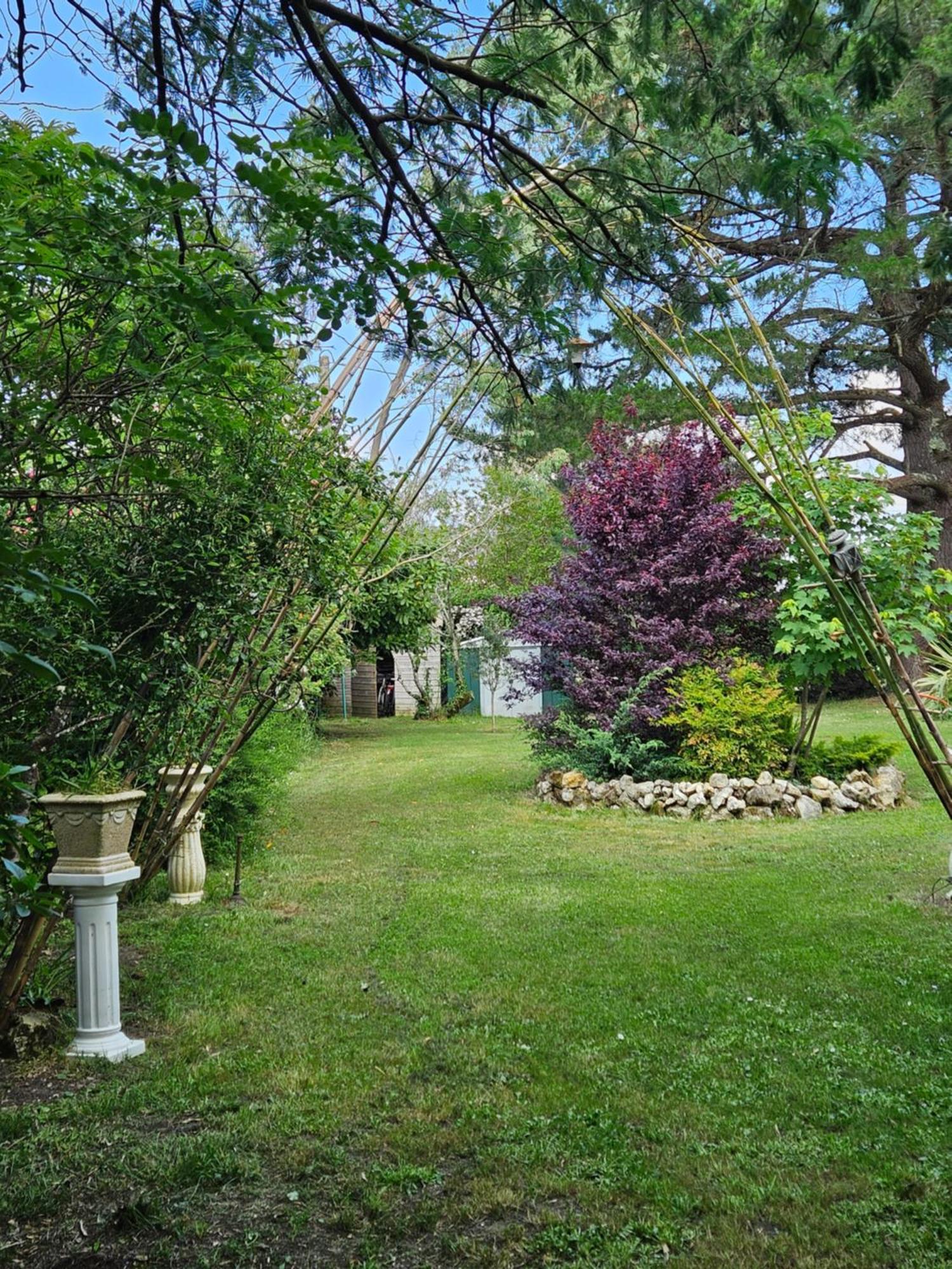 Le Manoir Lacustre Queyrac Bagian luar foto